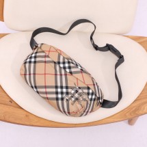 Burberry 780 33X11X18